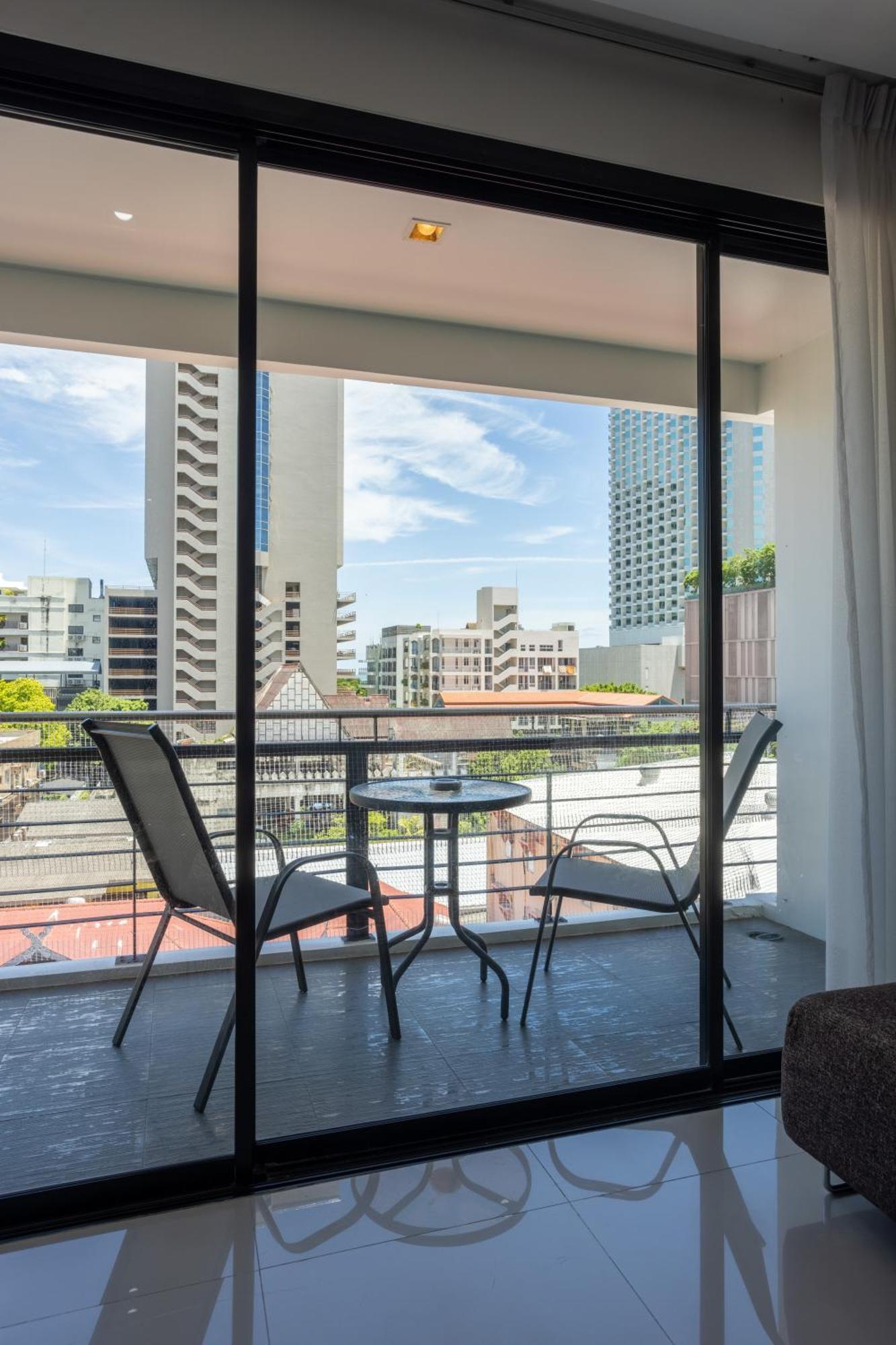 Citismart Luxury Apartments Pattaya Exteriör bild