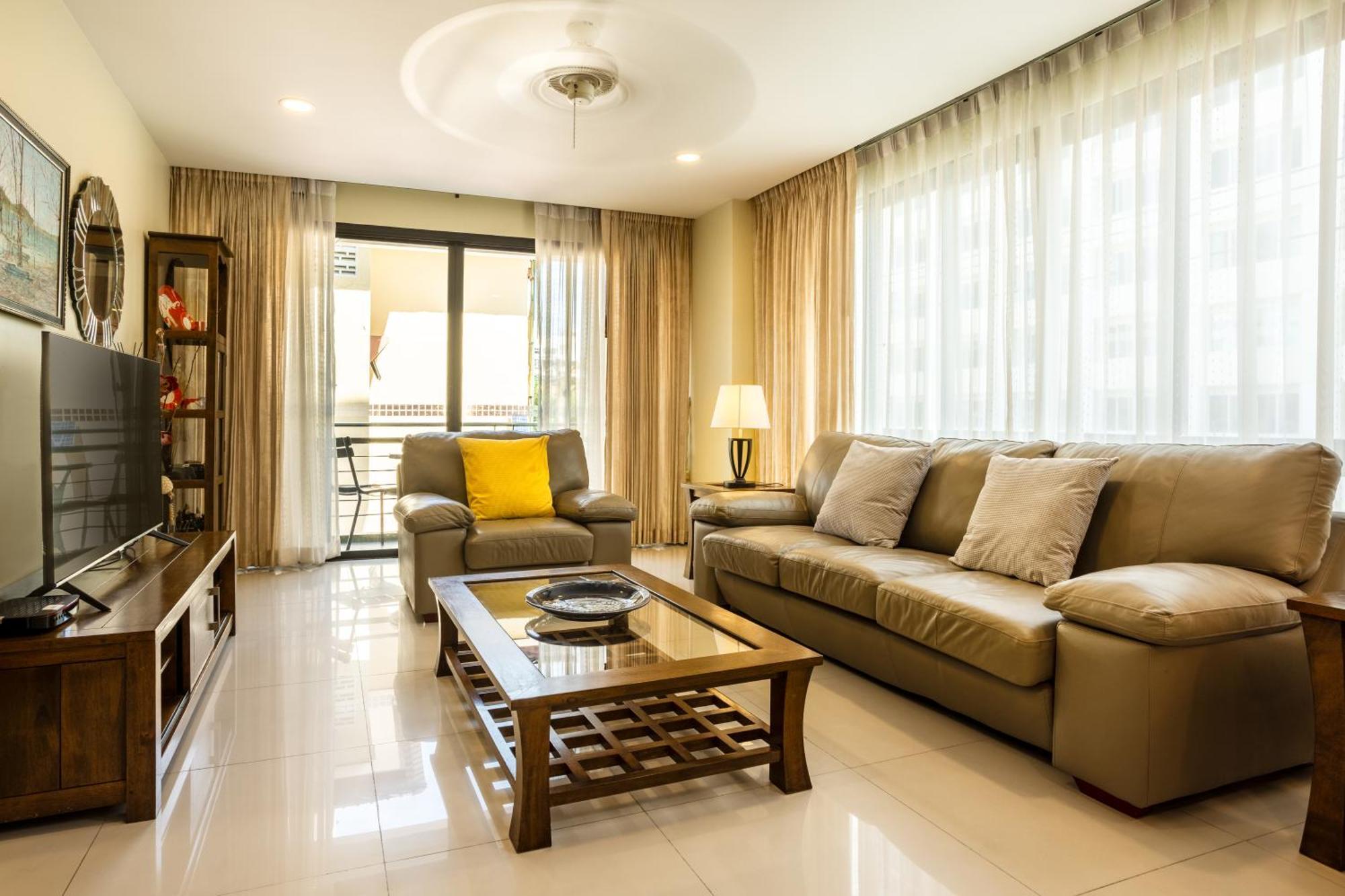 Citismart Luxury Apartments Pattaya Exteriör bild